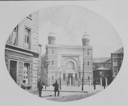 StAAc-SLG_Savelsberg-Synagoge_1871