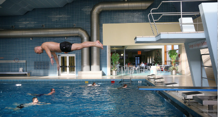 Schwimmhalle Süd © Pascalina Vretinari