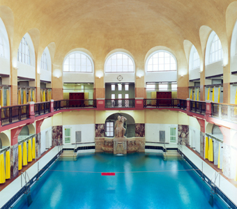 Elisabeth-Schwimmhalle