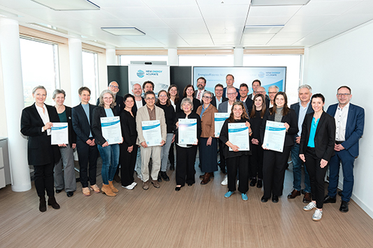 250409_EffizienzAuszeichnungNRW_Gruppenfoto